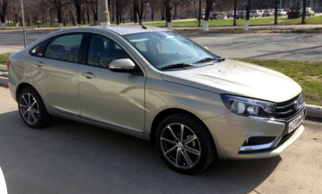 В Тольятти сфотографировали Lada Vesta в новой топовой версии Exclusive