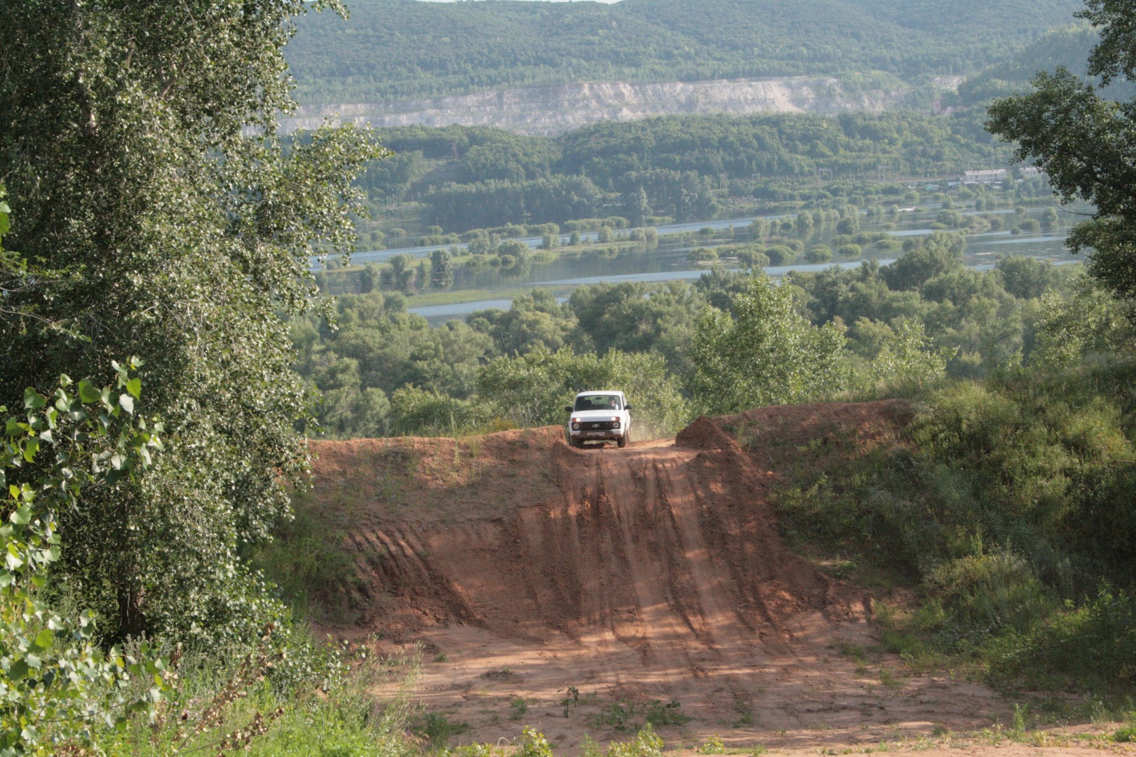 15 ИЮЛЯ - ОТГРЕМЕЛ ЮБИЛЕЙ АВТОМОБИЛЯ ЛЕГЕНДЫ LADA 4х4