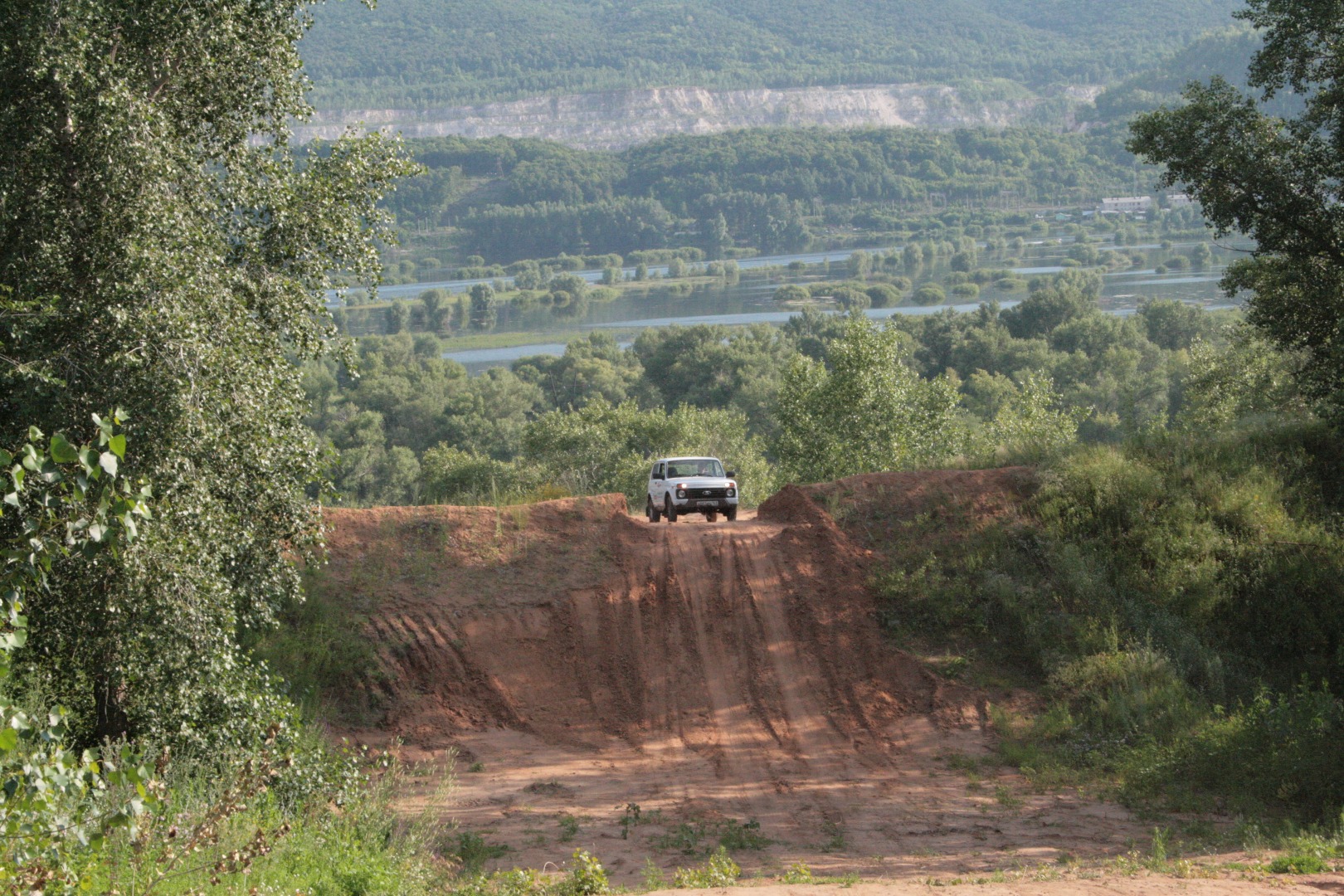 15 ИЮЛЯ - ОТГРЕМЕЛ ЮБИЛЕЙ АВТОМОБИЛЯ ЛЕГЕНДЫ LADA 4х4