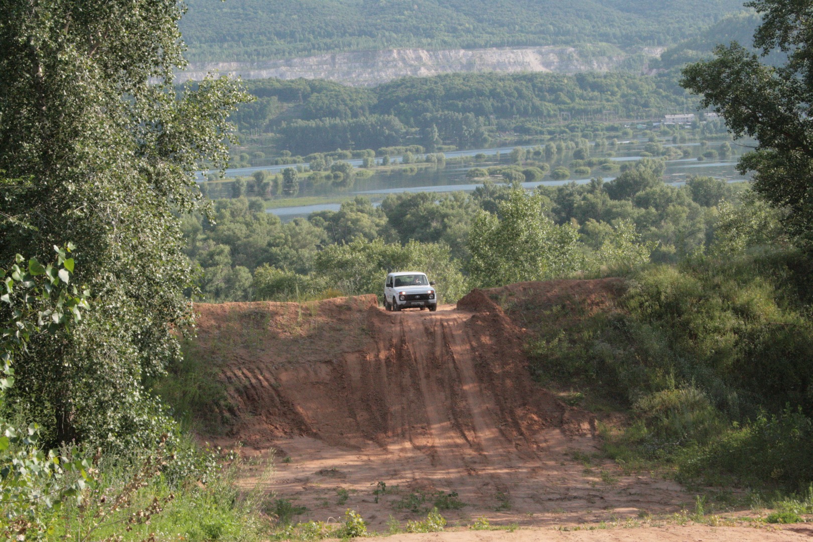 15 ИЮЛЯ - ОТГРЕМЕЛ ЮБИЛЕЙ АВТОМОБИЛЯ ЛЕГЕНДЫ LADA 4х4