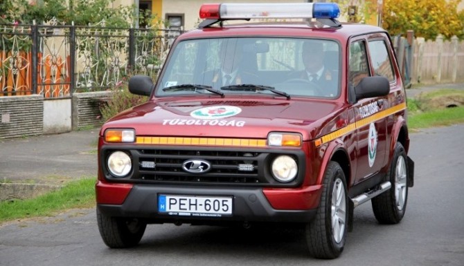 Внедорожники LADA 4х4 поступили на службу в полицию и пожарную охрану Венгрии