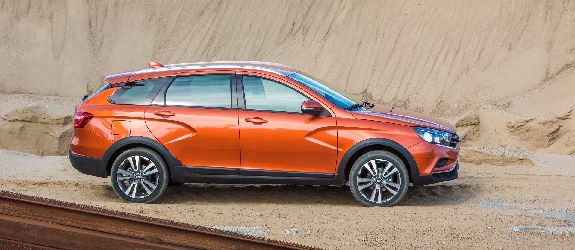 LADA Vesta SW Cross и LADA Vesta SW: ломая стереотипы
