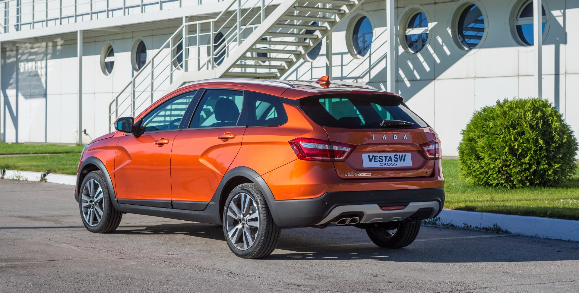 LADA Vesta SW Cross и LADA Vesta SW: ломая стереотипы