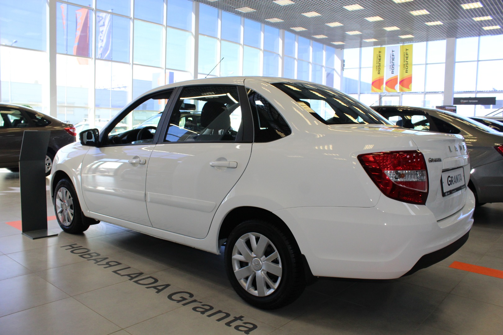 LADA Granta - самый доступный автомобиль