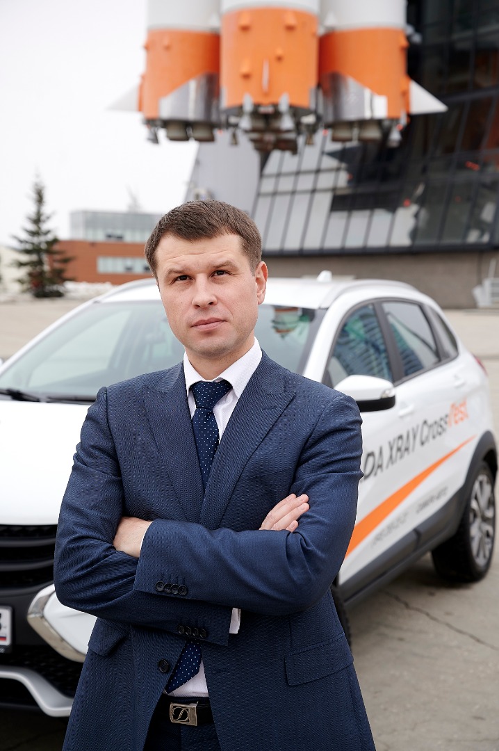 САМАРА-АВТО поздравляет с Днем космонавтики и желает в дальнейшем достижения только космических рубежей во всем.