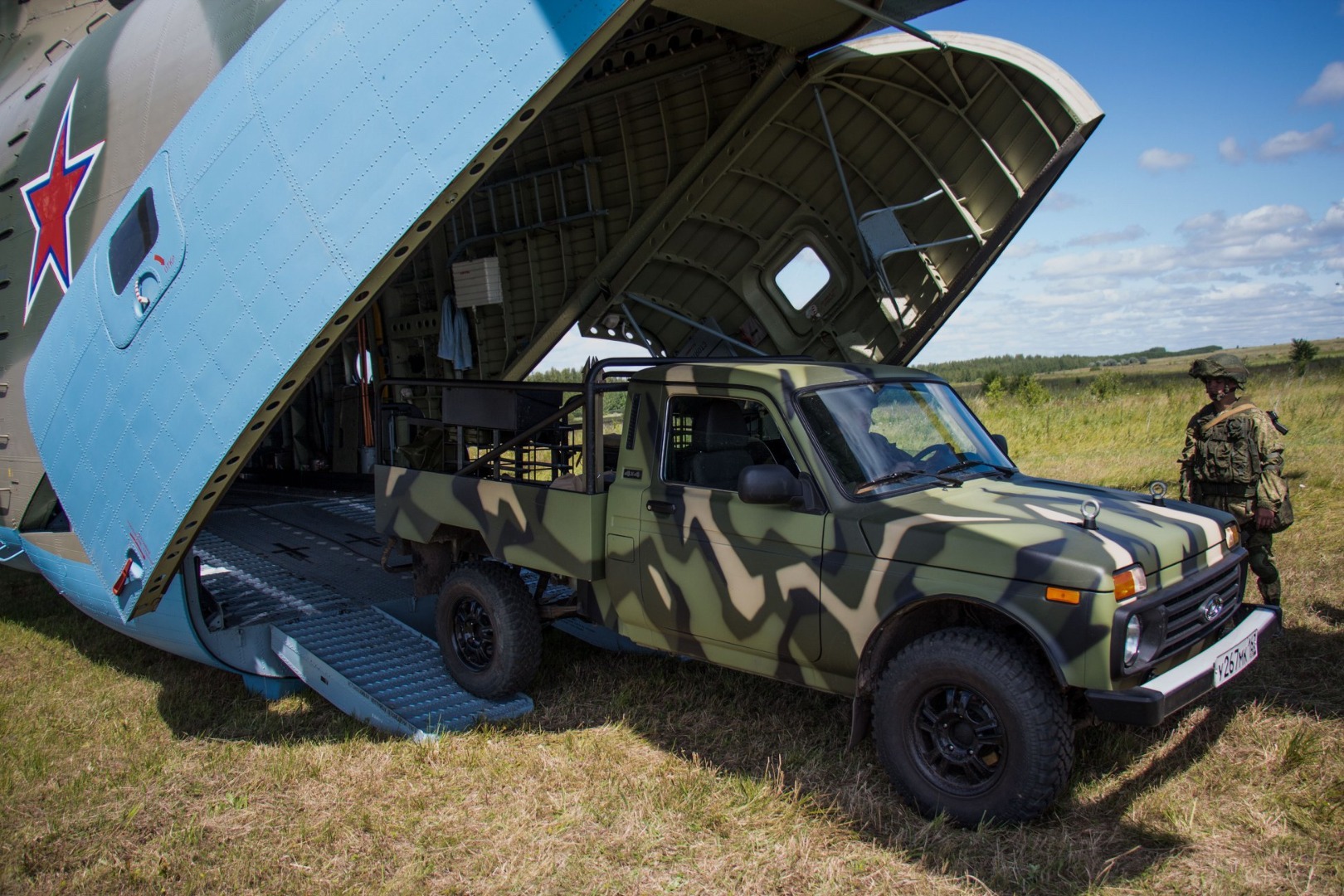 Lada 4x4 НА СЛУЖБЕ ВДВ